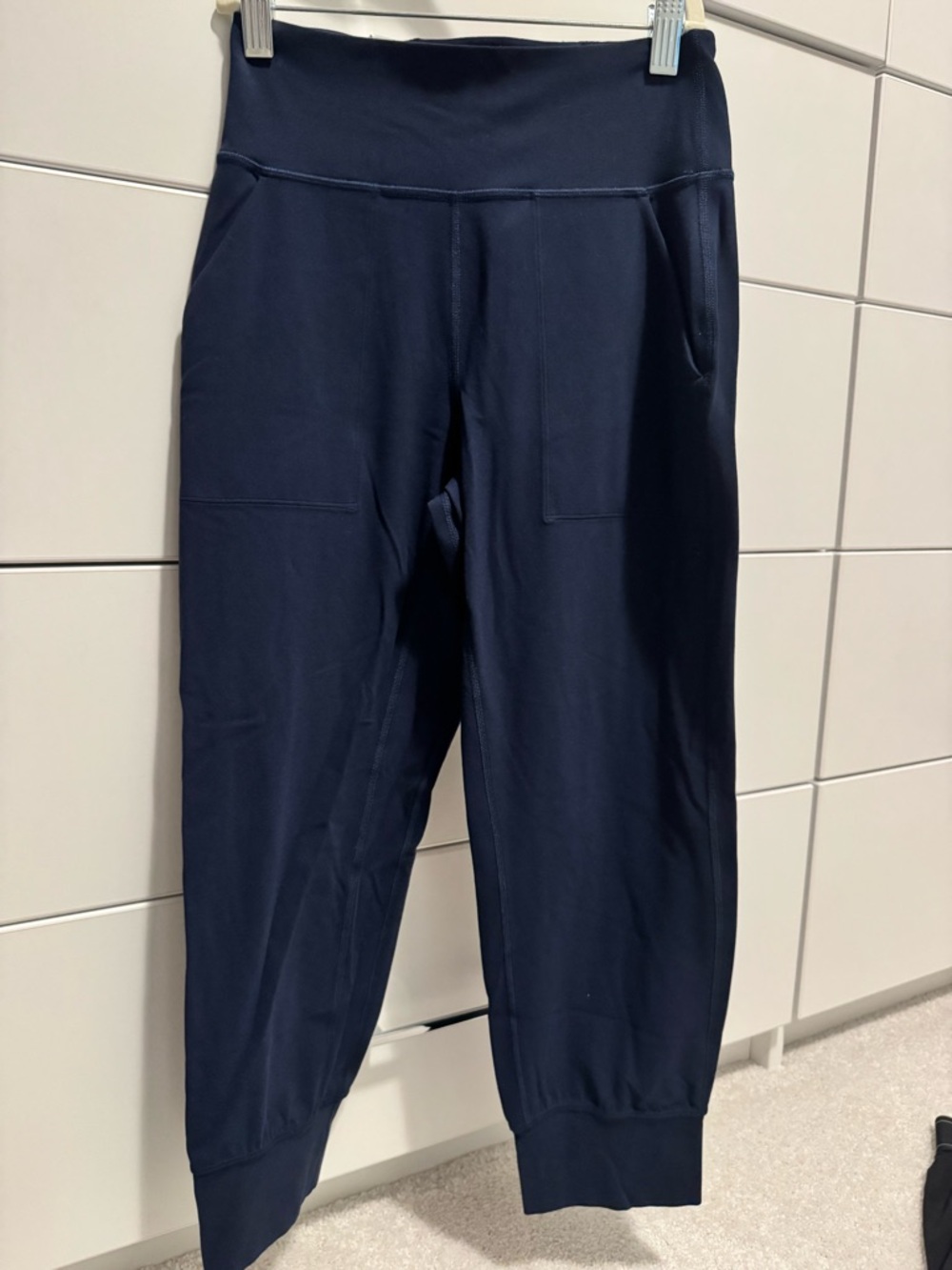 lululemon athletica Navy Cropped Jogger Pants